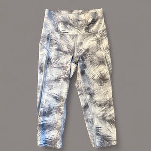 Lululemon crop leggings